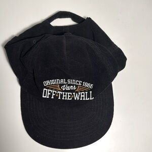 Vans Cap
One size fits all
Color: Black | Corduroy